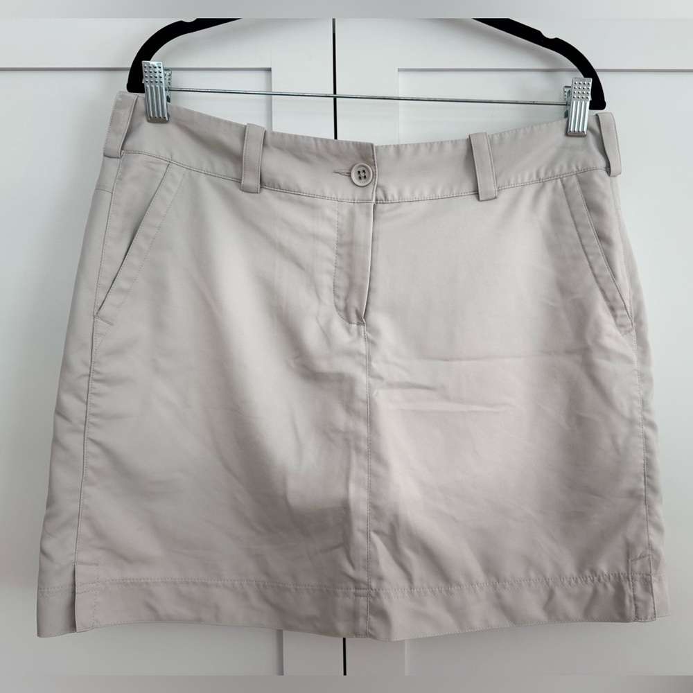 Nike Golf Light tan Skirt size 12